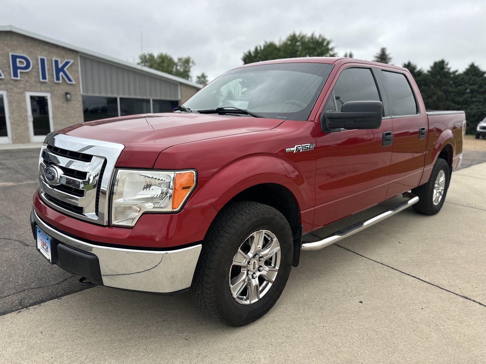 Used 2010 Ford F-150 XLT with VIN 1FTEW1E88AKE26775 for sale in Luverne, Minnesota