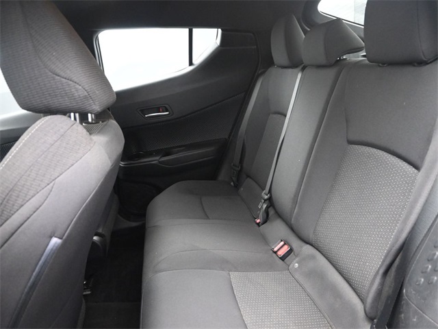 2018 Toyota C-HR XLE photo 10