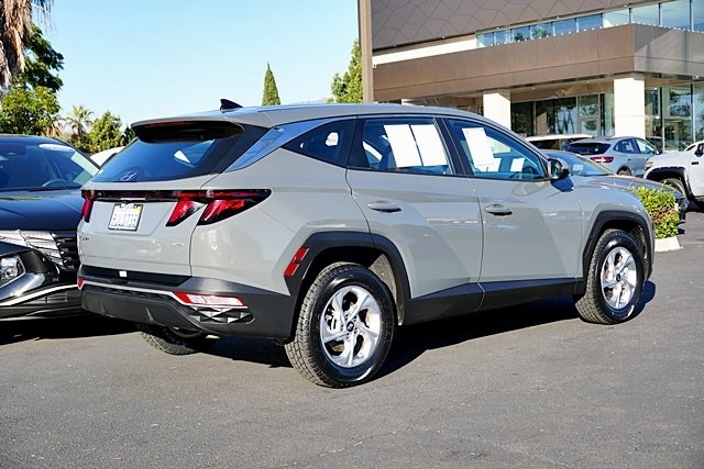 Used 2024 Gray Hyundai SE image 7