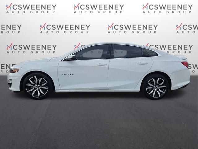 2021 Chevrolet Malibu RS photo 2