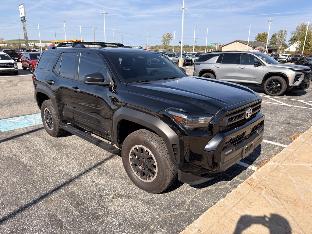 2025 Toyota 4Runner SR5 photo 4