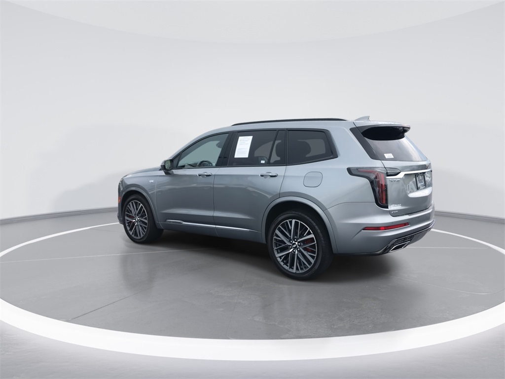 2023 Cadillac XT6 Sport photo 6