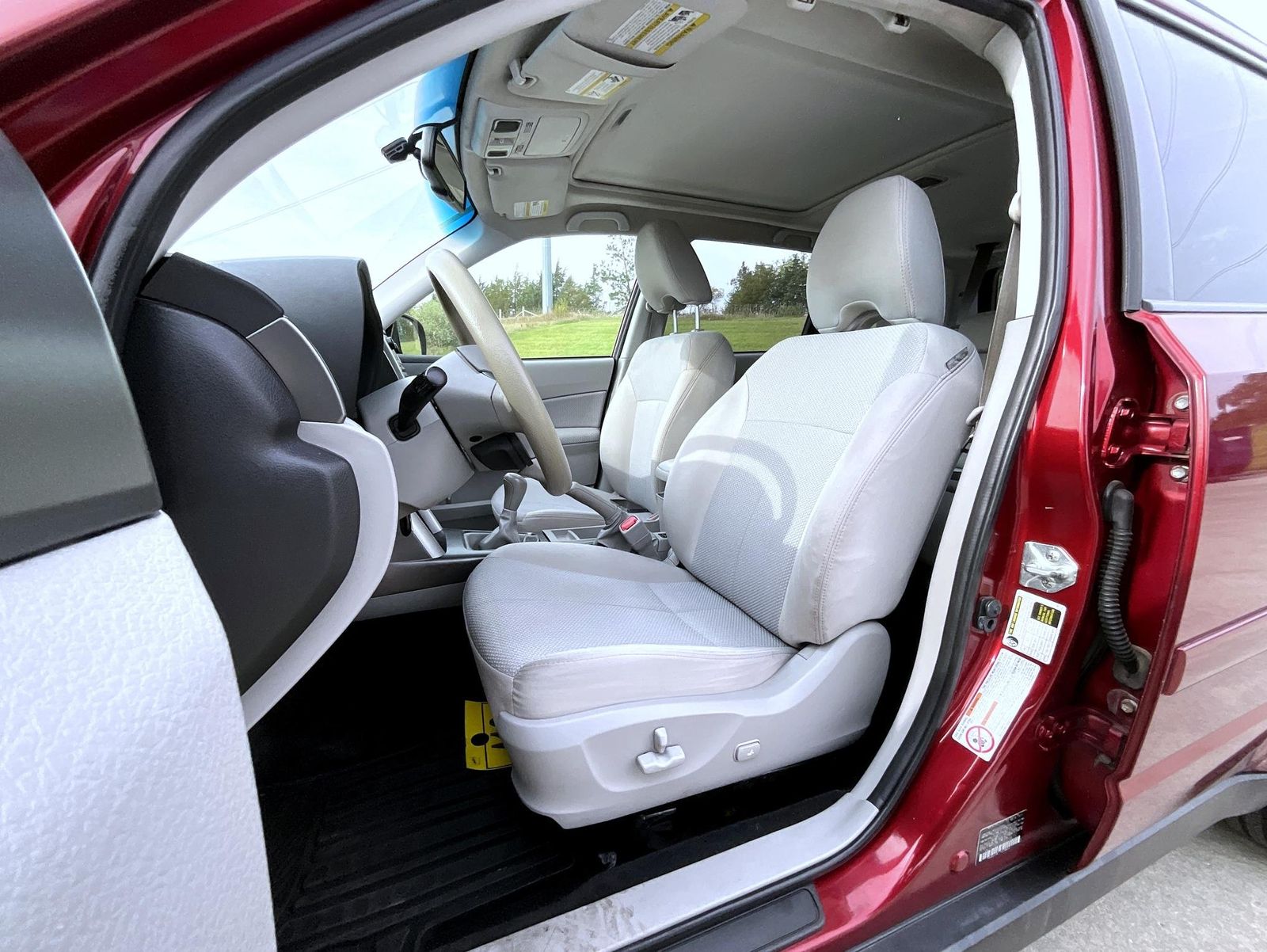 2012 Subaru Forester 2.5X Premium photo 10