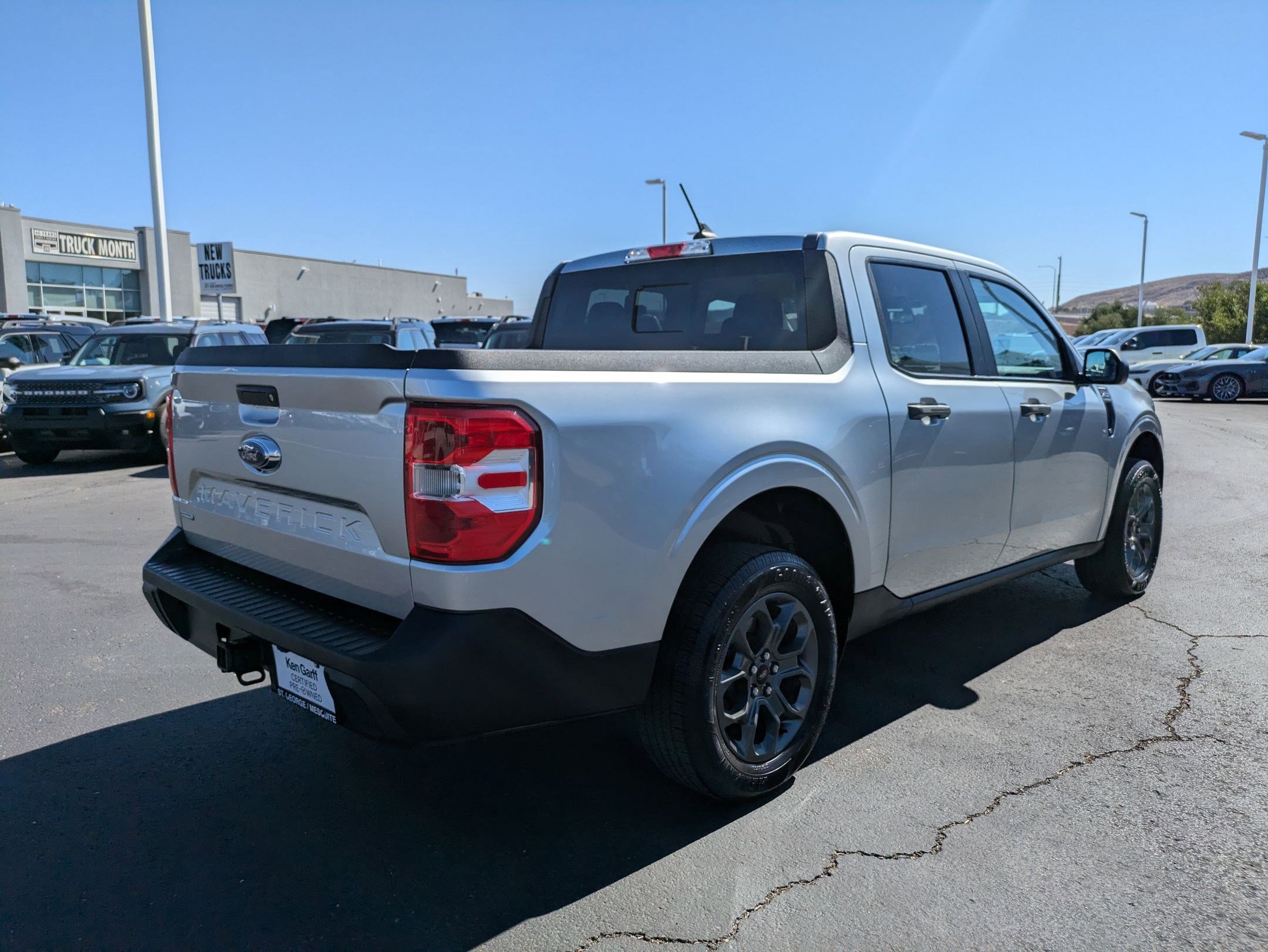 2022 Ford Maverick XLT photo 3