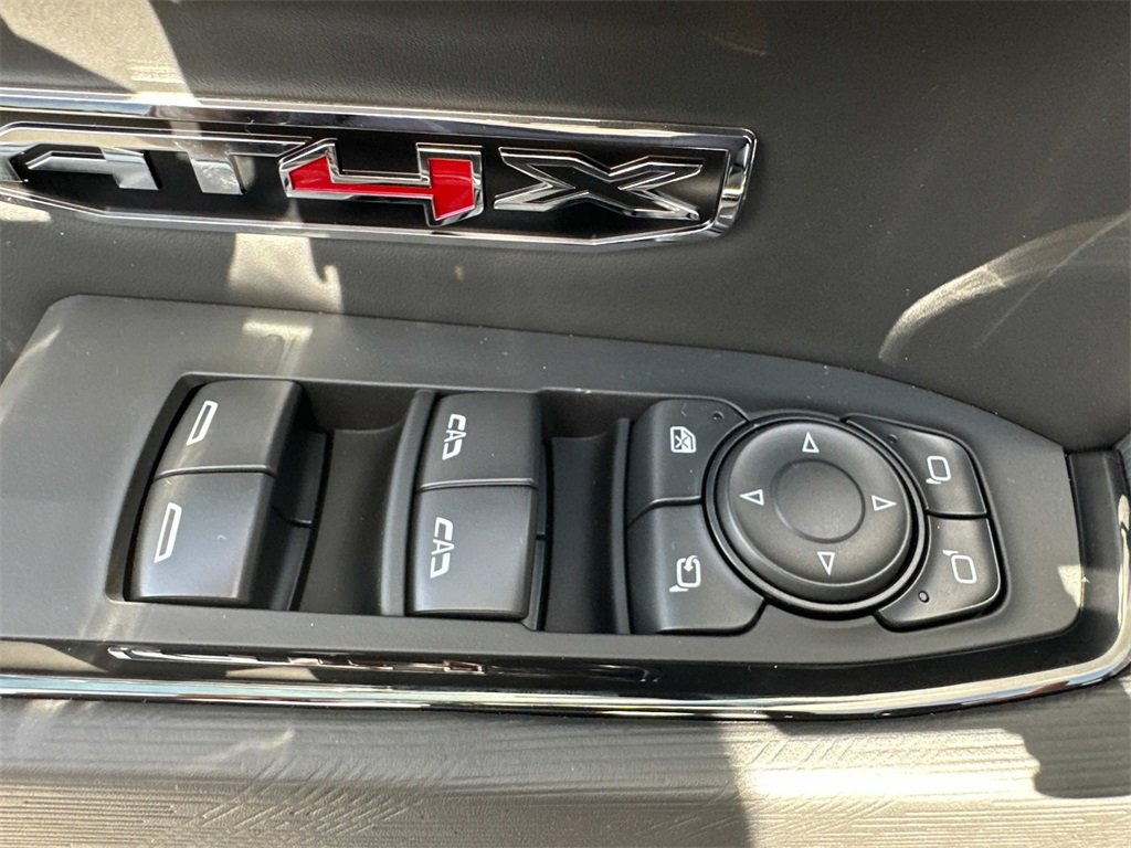 2025 Gmc Sierra 1500 AT4X photo 19
