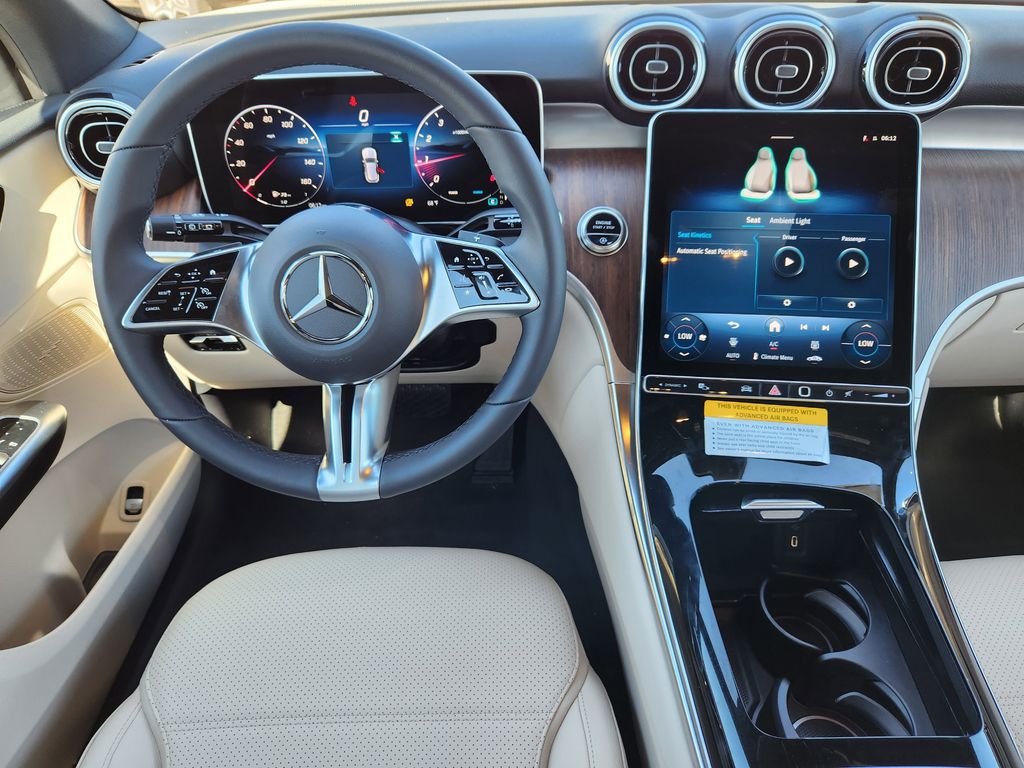 2026 Mercedes Benz GLC 300 4MATIC photo 14