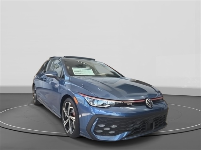 2025 Volkswagen Golf GTI SE's photo