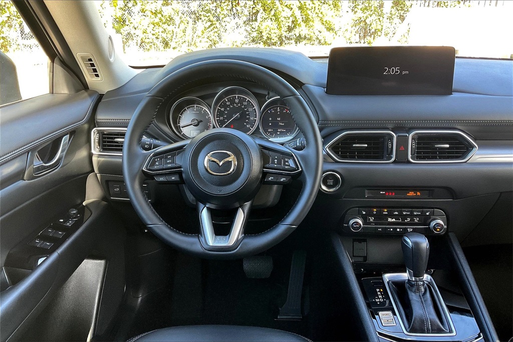 2023 Mazda CX-5 2.5 S Preferred photo 2