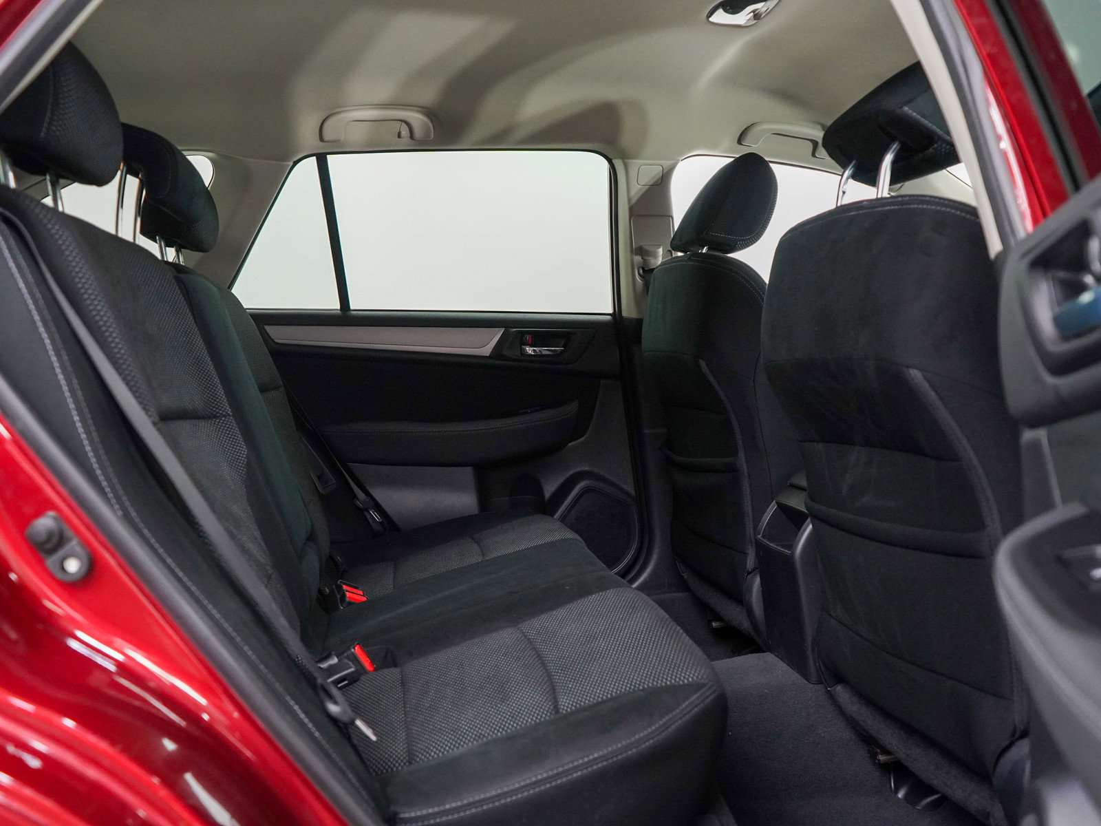 2017 Subaru Outback 2.5i Premium photo 11