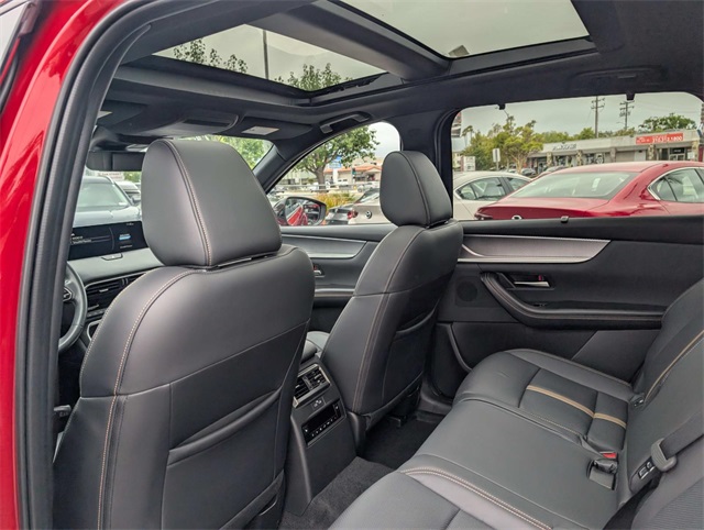 2025 Mazda CX-70 Premium Plus photo 11