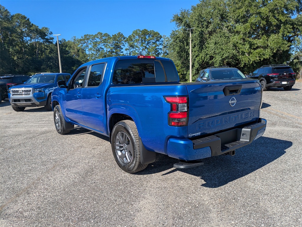 2026 Nissan Frontier SV photo 4