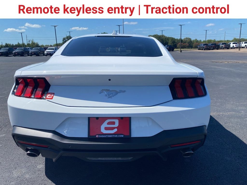 2025 Ford Mustang EcoBoost photo 6