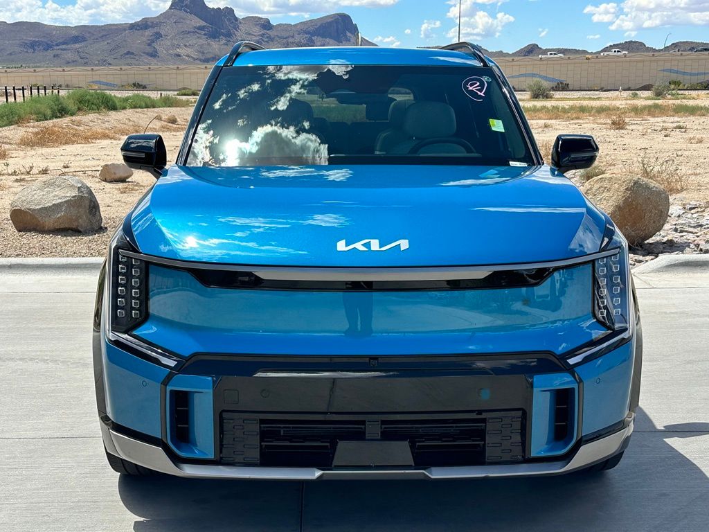 2024 Kia EV9 GT-Line photo 2