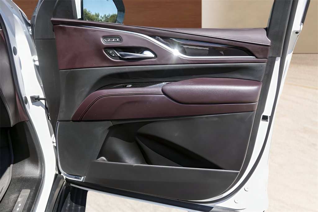 2023 Cadillac Escalade Premium Luxury Platinum photo 29