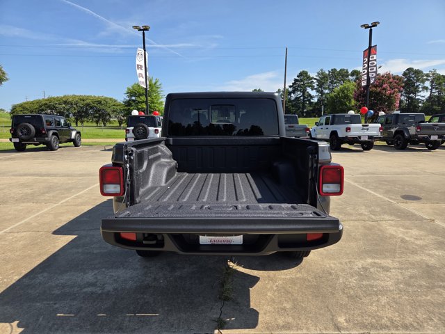 2025 Jeep Gladiator Sport S photo 5