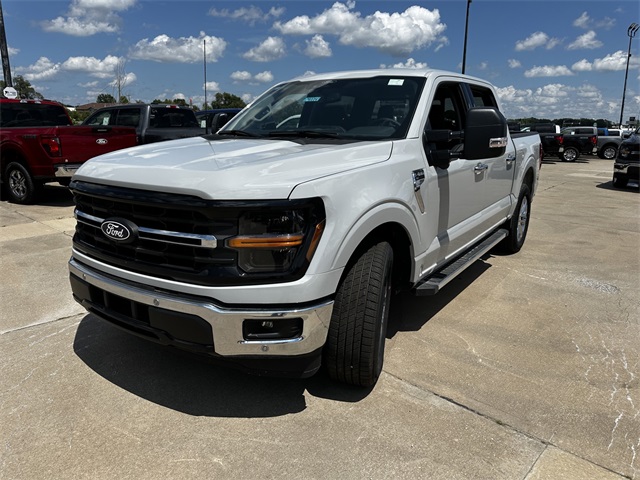 2024 Ford F-150 XLT photo 4