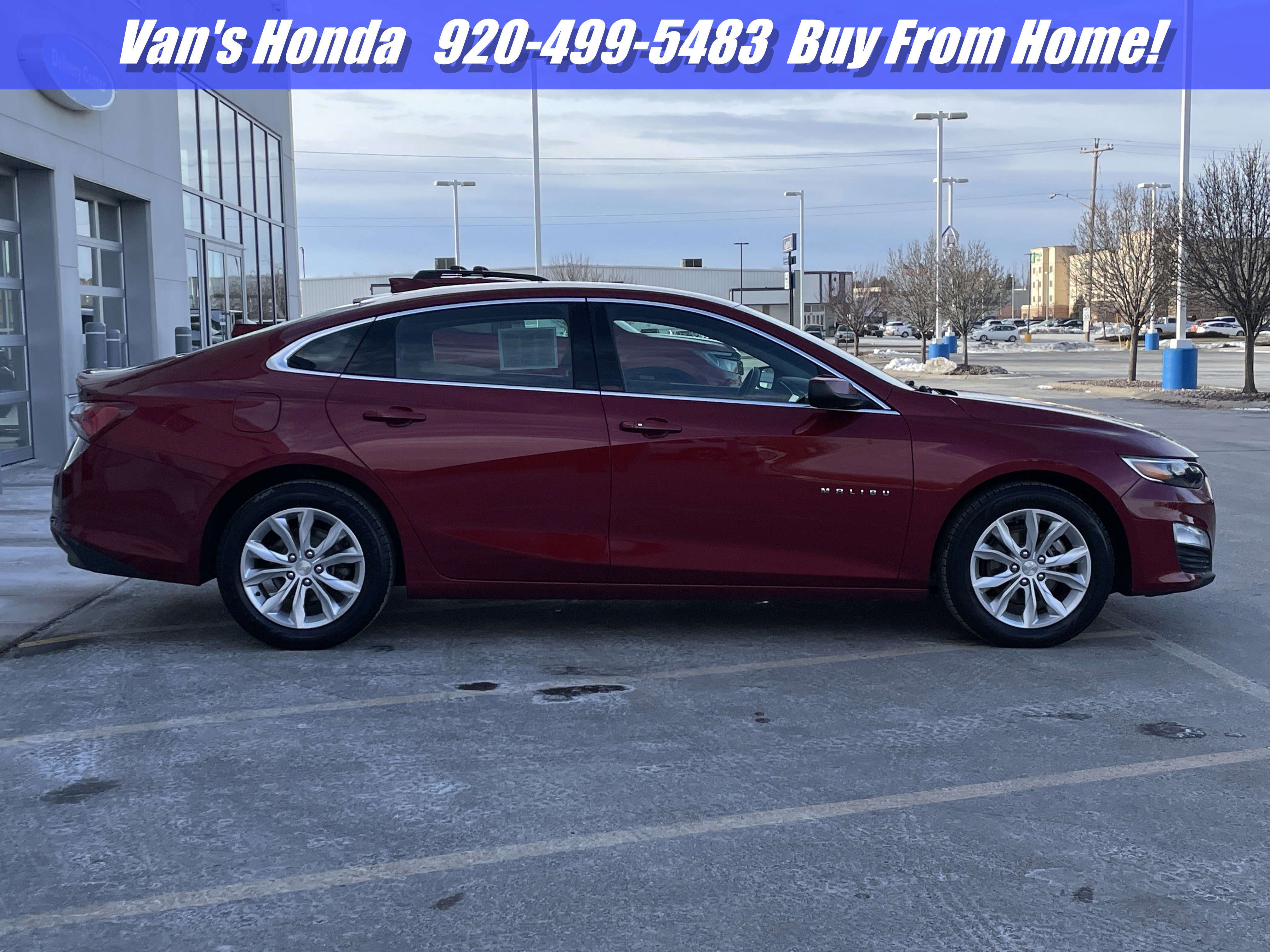 Used 2020 Chevrolet Malibu 1LT with VIN 1G1ZD5ST7LF003729 for sale in Green Bay, WI