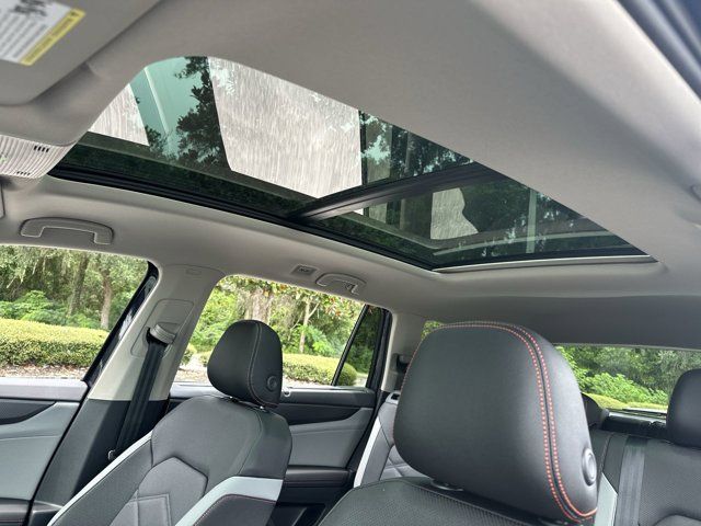 2026 Volkswagen Atlas Peak Edition SE photo 12