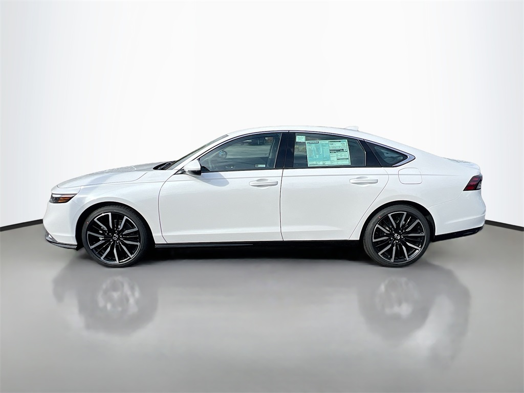 2025 Honda Accord Hybrid Touring photo 4