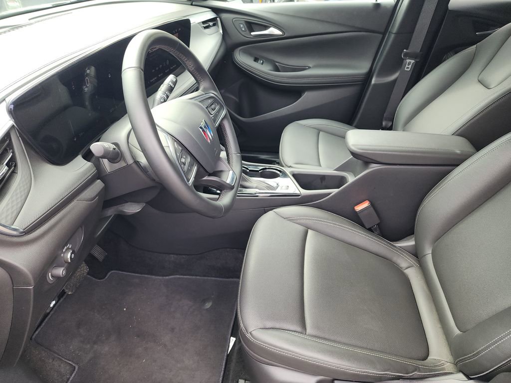 2024 Buick Encore GX Sport Touring photo 18