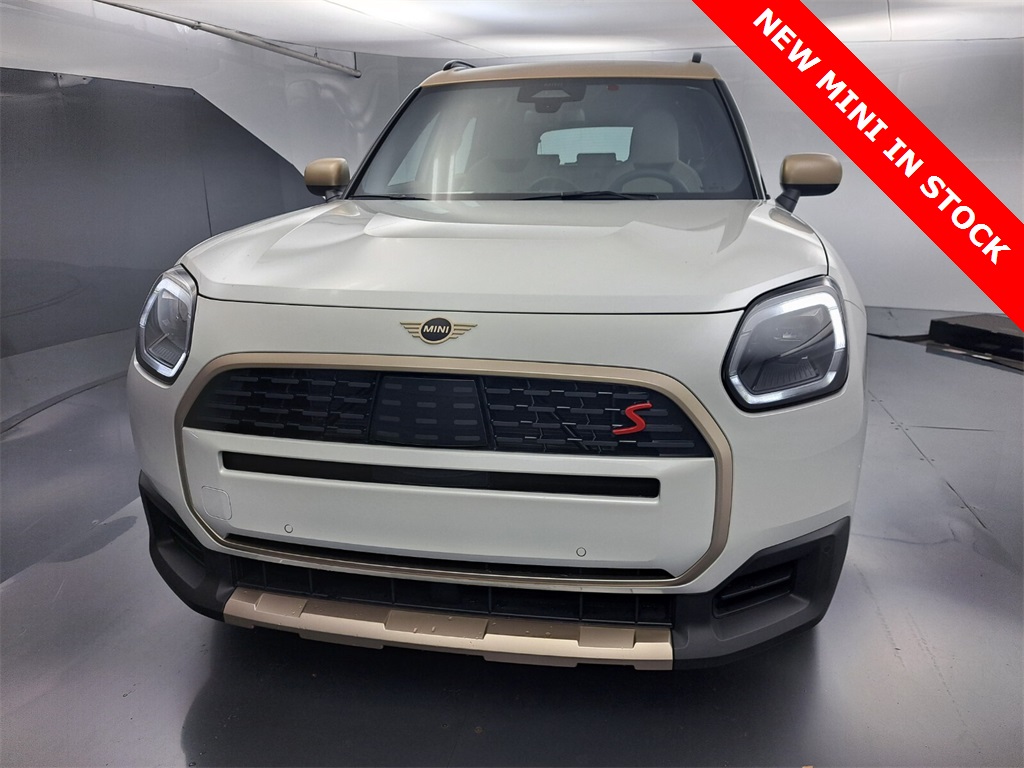 2025 Mini Countryman ALL4 Signature photo 7