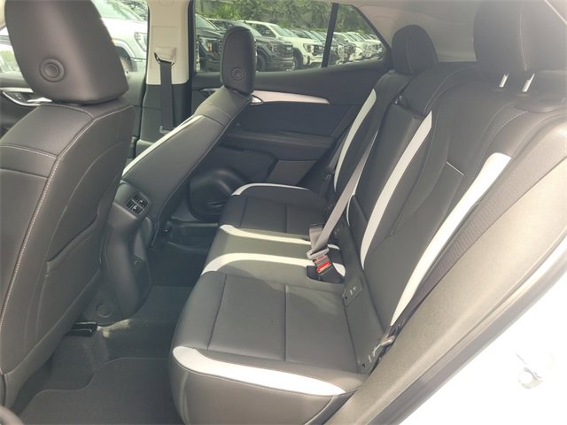 2025 Buick Envision Sport Touring photo 3