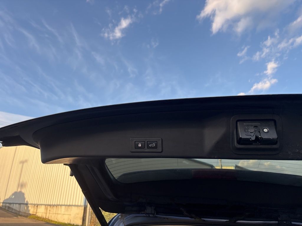 2022 Subaru Ascent Premium photo 2