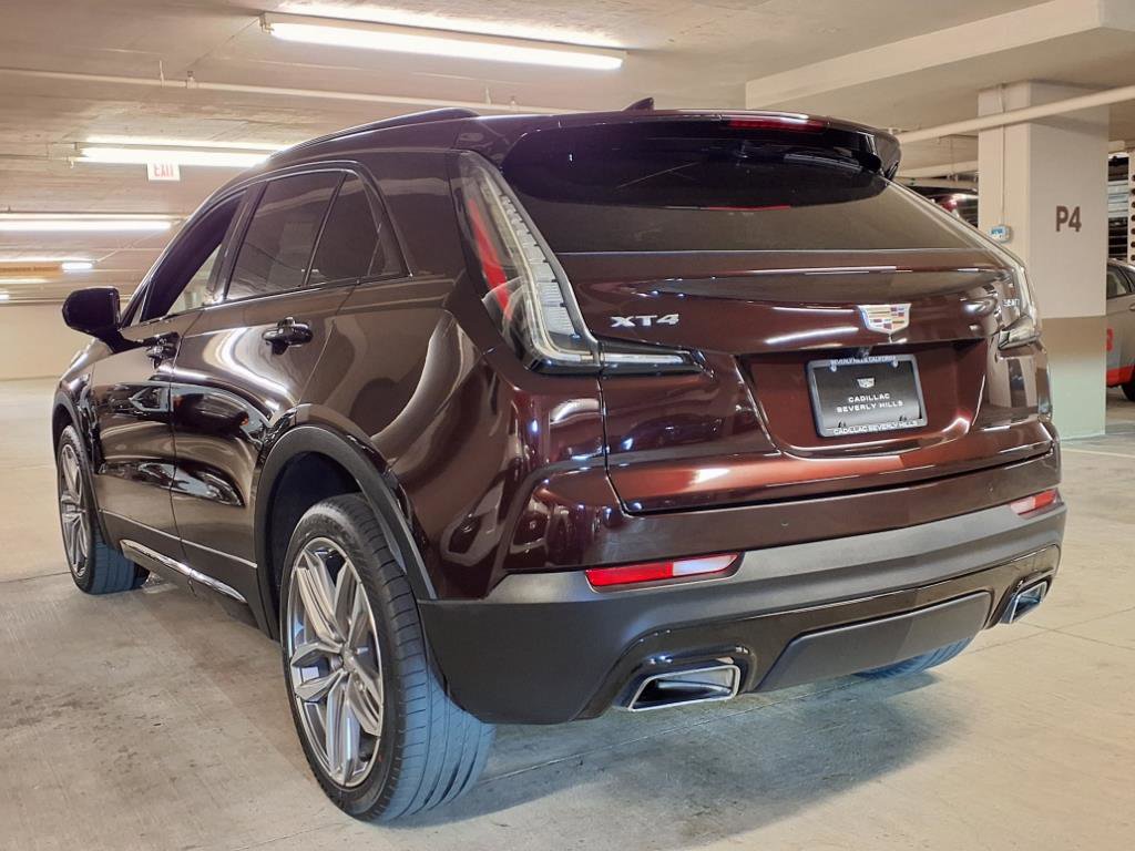 2020 Toyota RAV4 LE photo 3