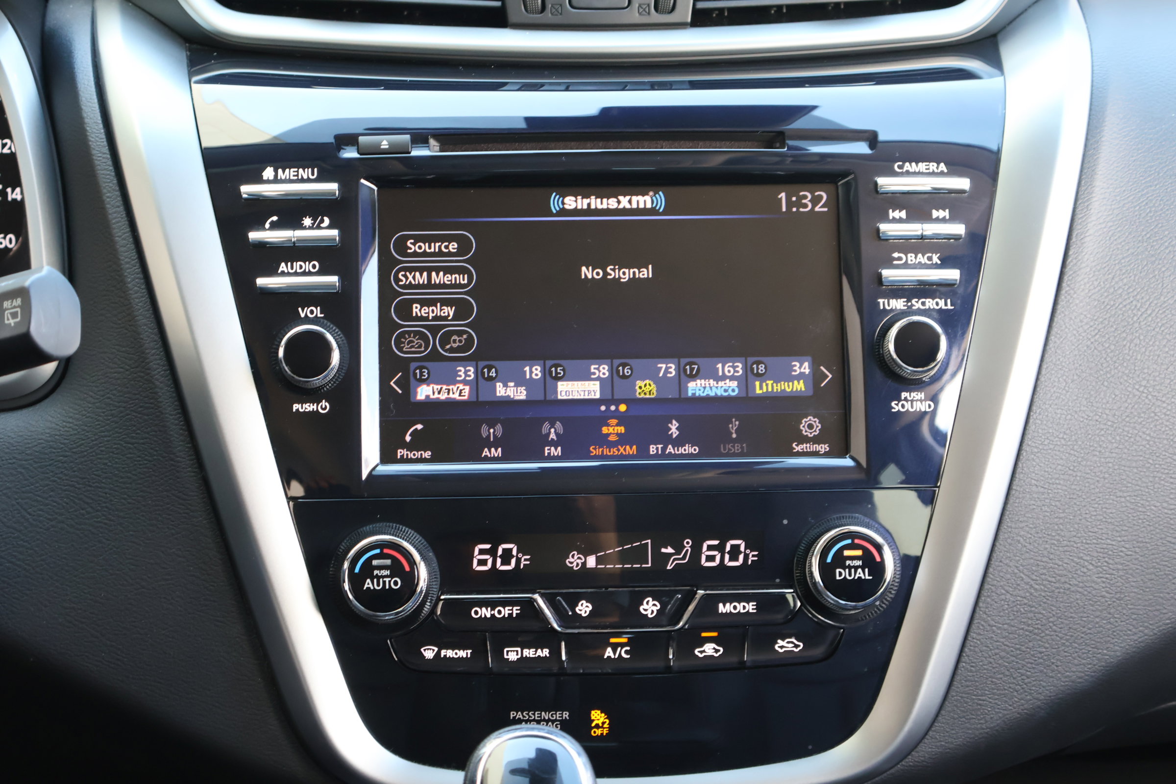 2022 Nissan Murano SV photo 3