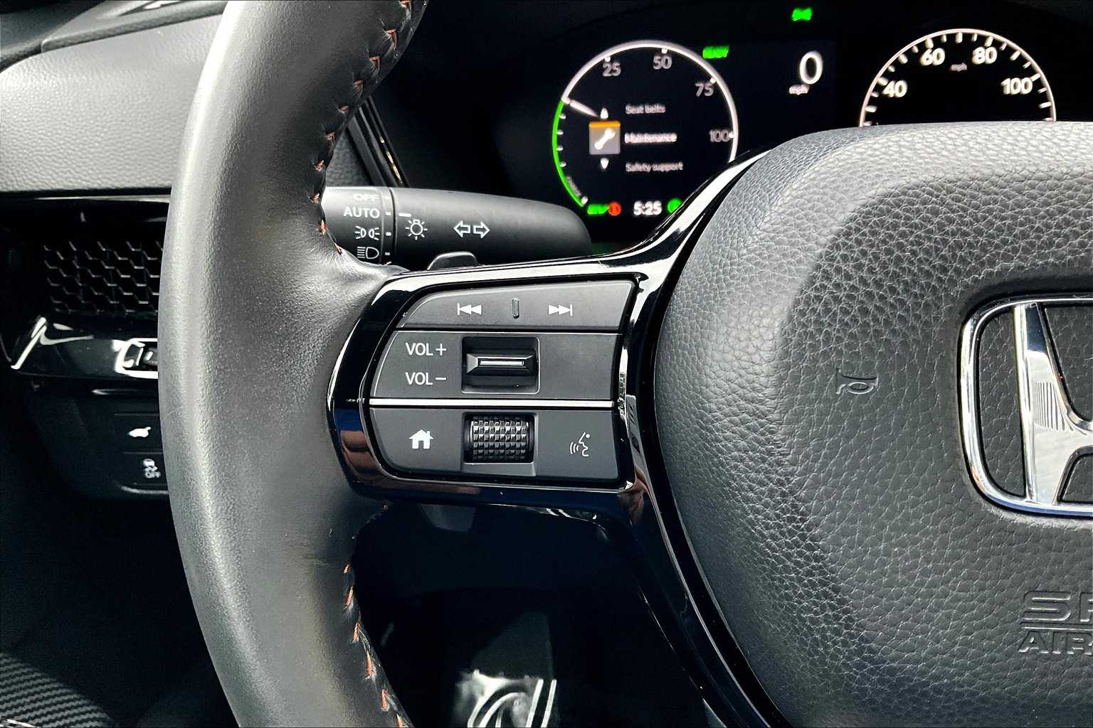 2025 Honda CR-V Hybrid Sport Touring photo 23