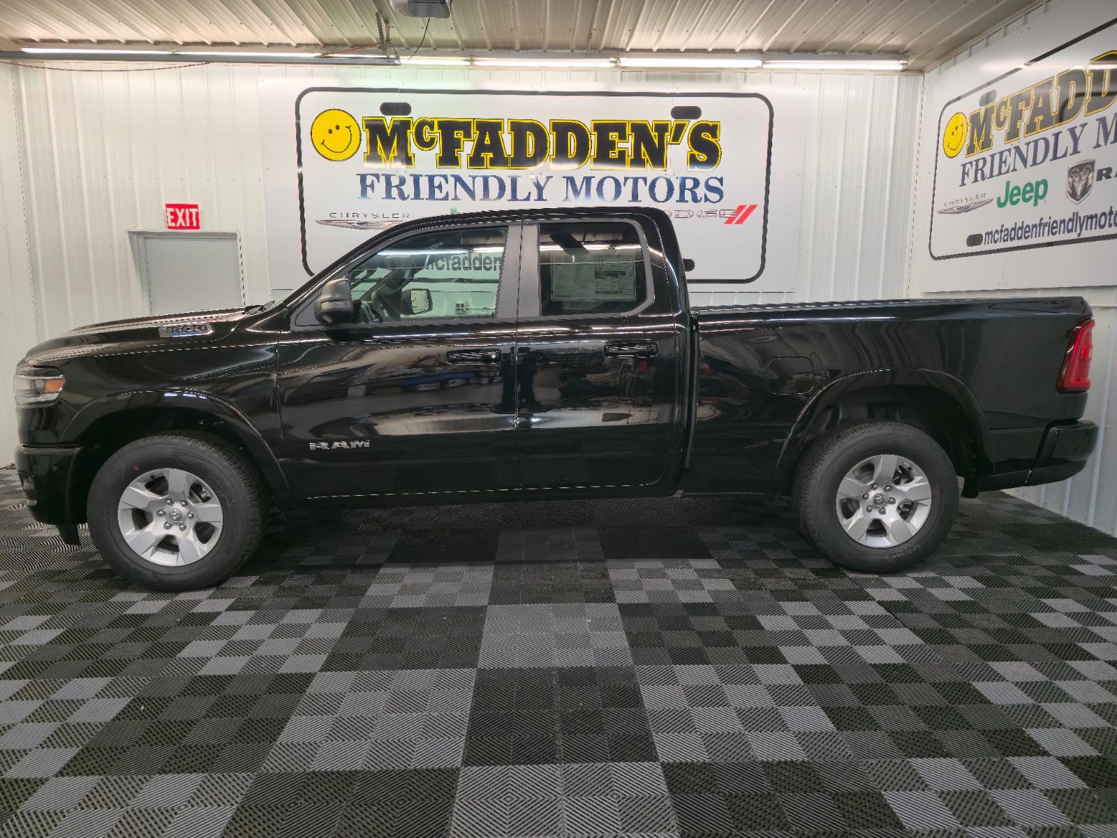 2025 Ram 1500 Big Horn photo 4