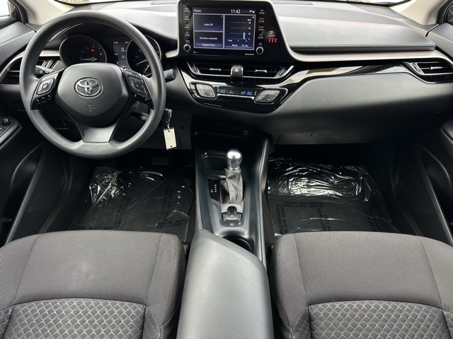 2021 Toyota C-HR XLE photo 3