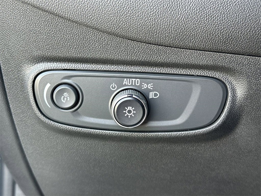 2023 Chevrolet Equinox LT photo 18