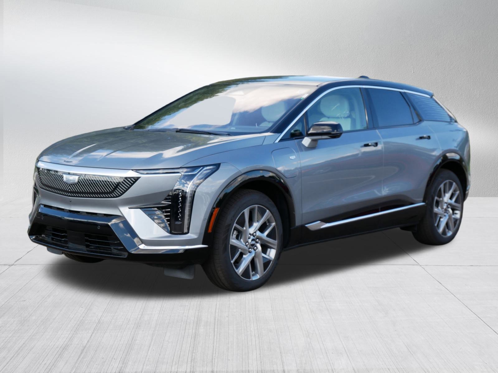 2025 Cadillac Optiq Luxury photo 3
