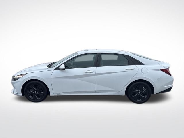 Used 2021 Hyundai Elantra SEL with VIN 5NPLM4AG7MH001806 for sale in Radcliff, KY