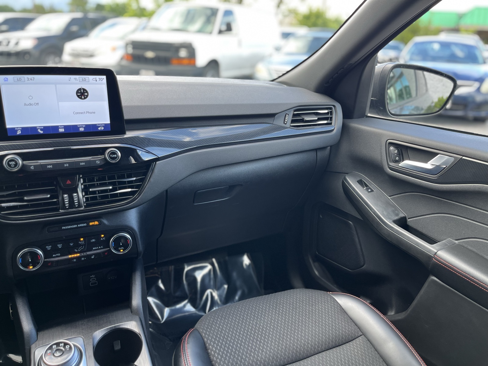 2024 Ford Escape ST-Line photo 14