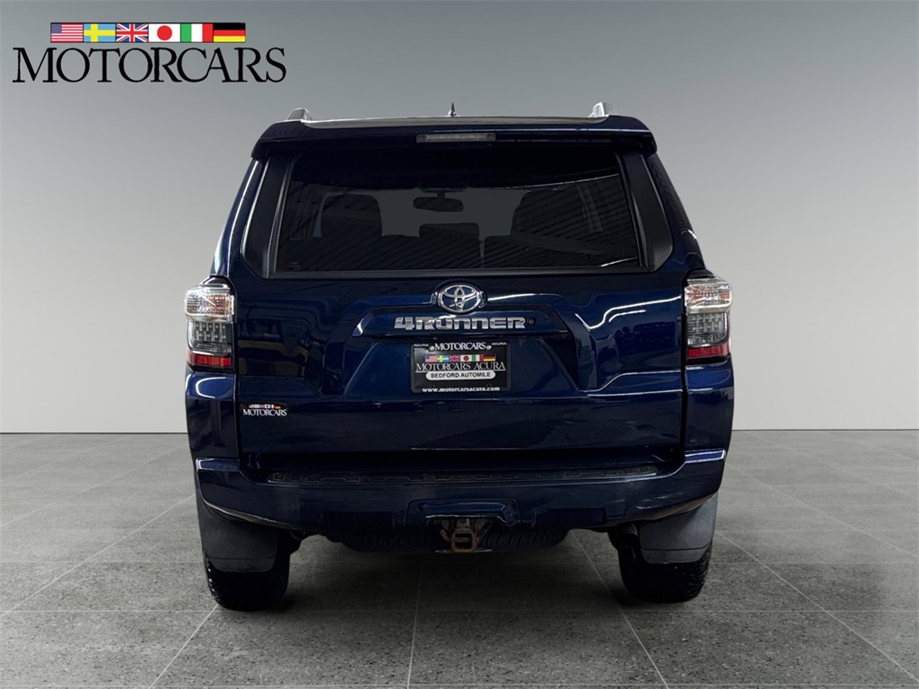 2017 Toyota 4Runner SR5 Premium photo 4