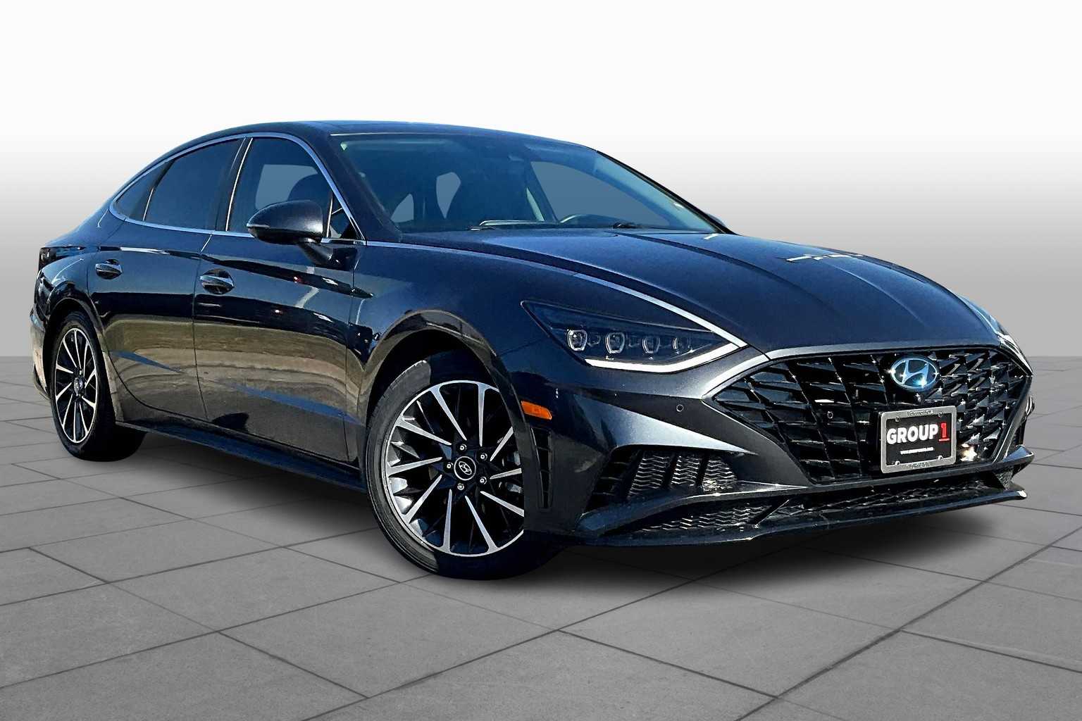 2020 Hyundai Sonata Limited photo 2