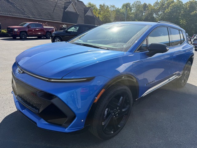 2025 Chevrolet Equinox EV RS's photo