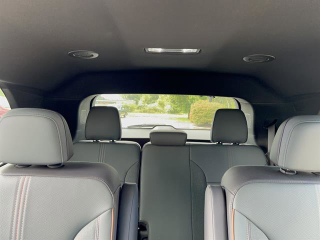 2024 Gmc Acadia AT4 photo 21