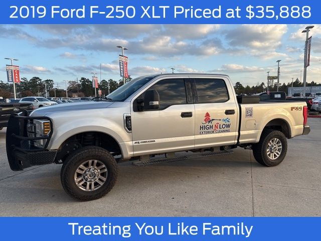 2019 Ford F-250 Super Duty XLT's photo