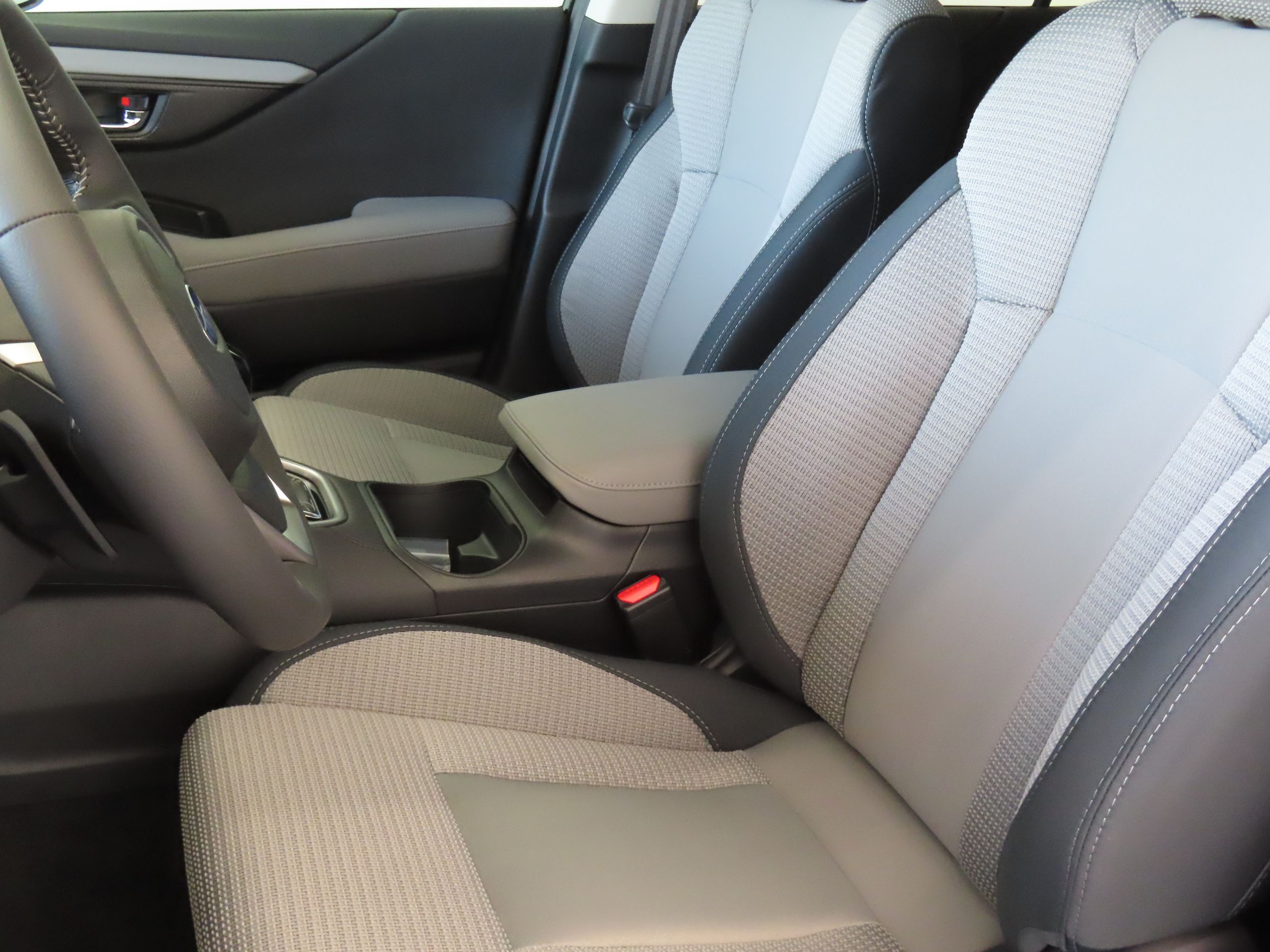 2025 Subaru Outback Premium photo 10