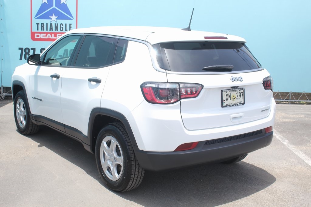 2022 Jeep Compass Sport photo 4