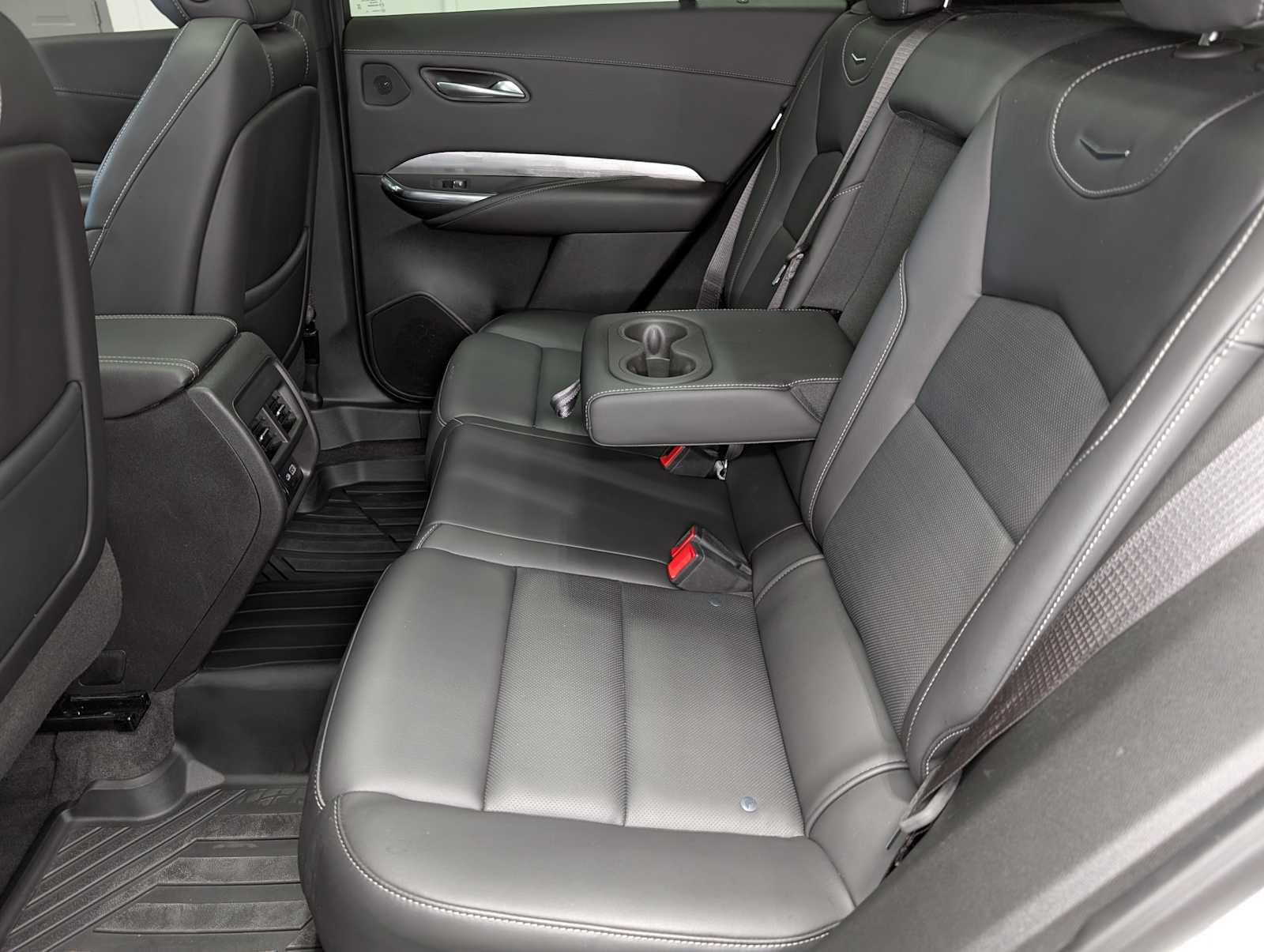 2024 Cadillac XT4 Premium Luxury photo 23