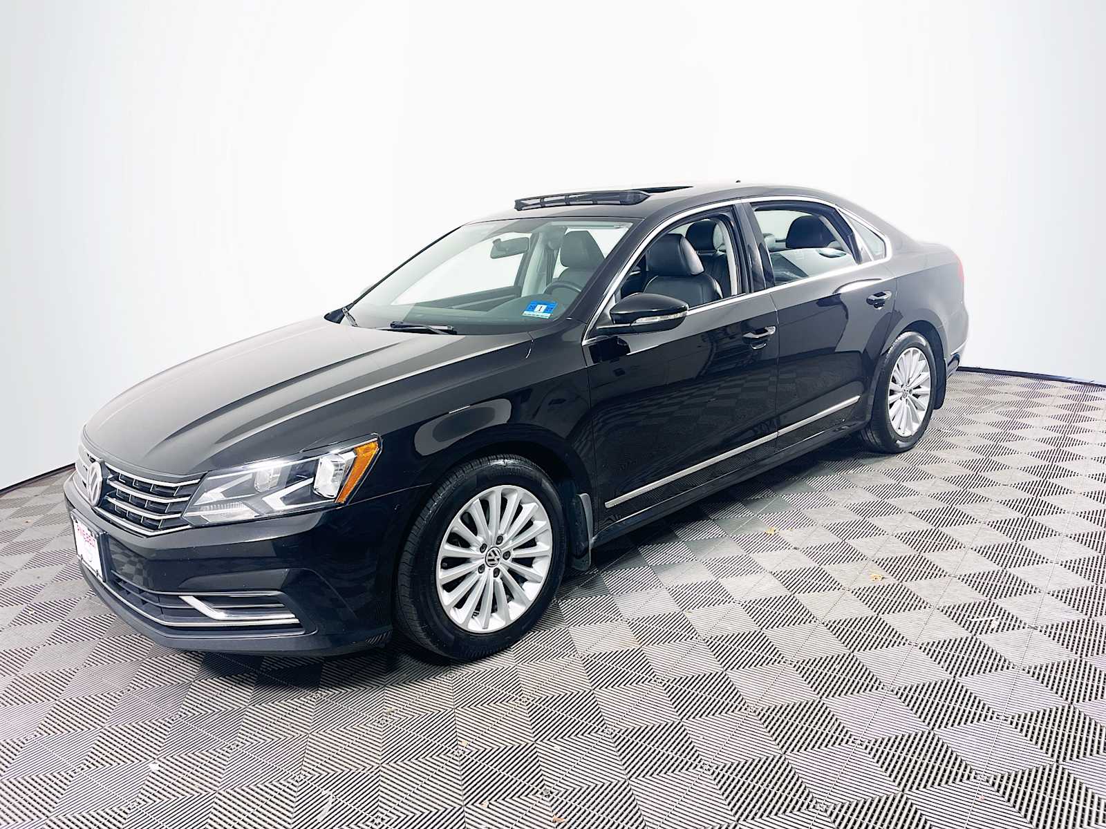 2016 Volkswagen Passat SE