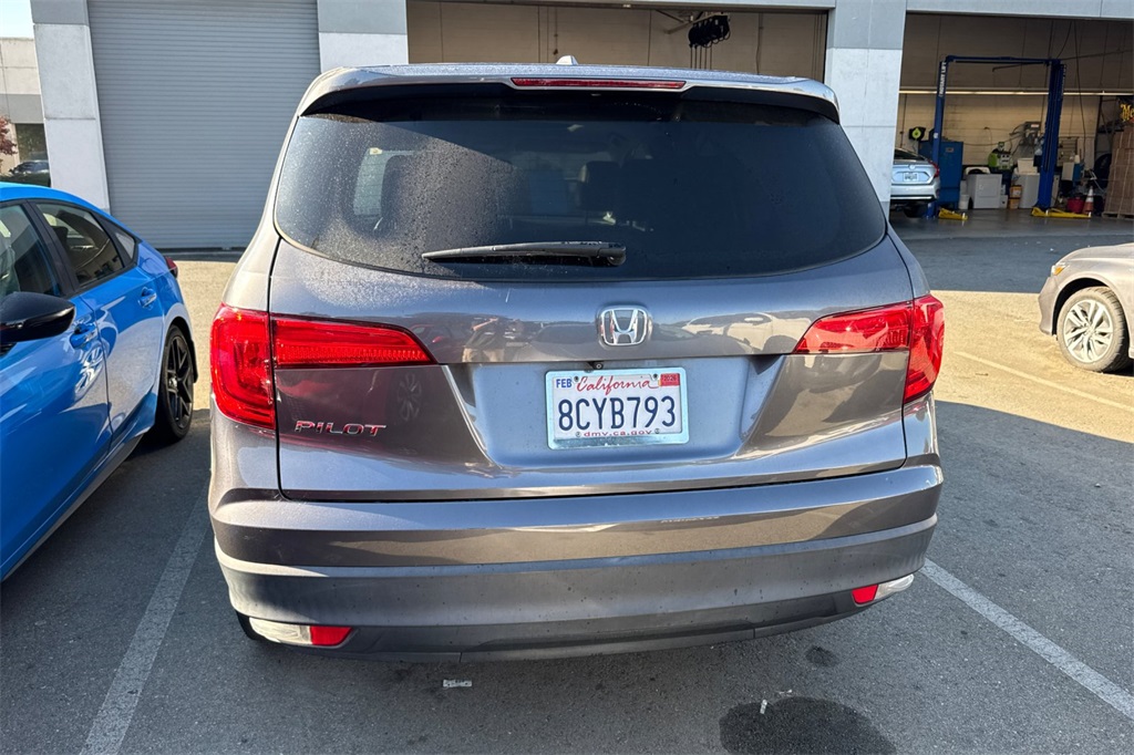 2018 Honda Pilot EX-L photo 2