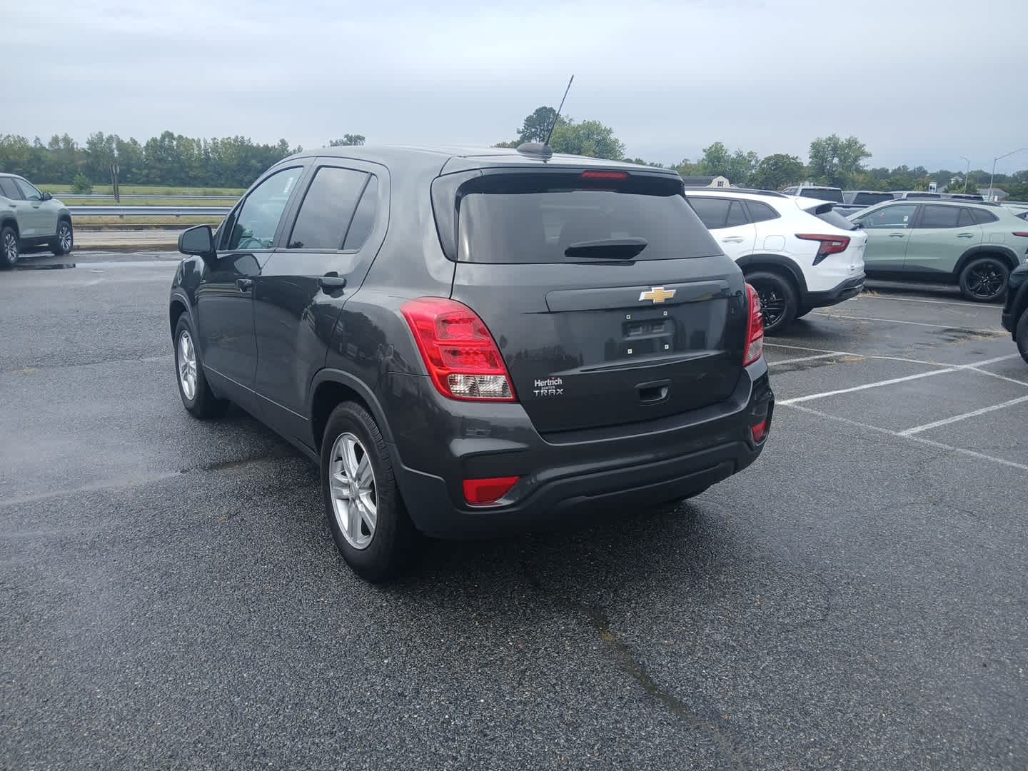 2019 Chevrolet Trax LS photo 3