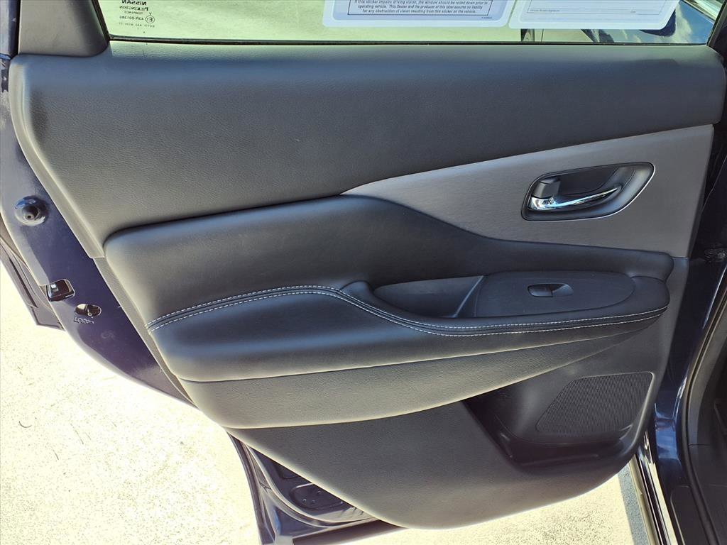 2023 Nissan Murano SV photo 16