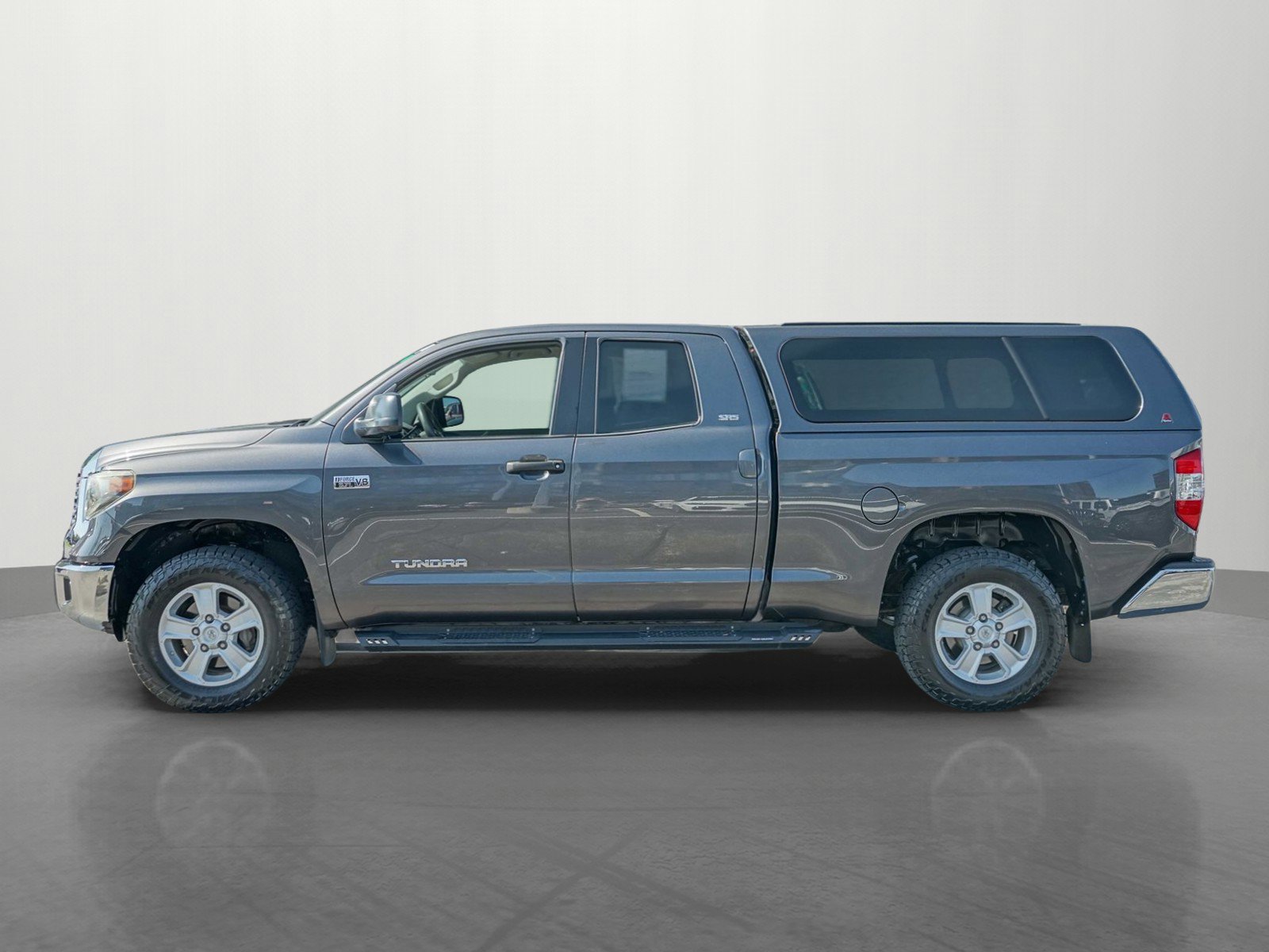 2018 Toyota Tundra SR5 photo 4
