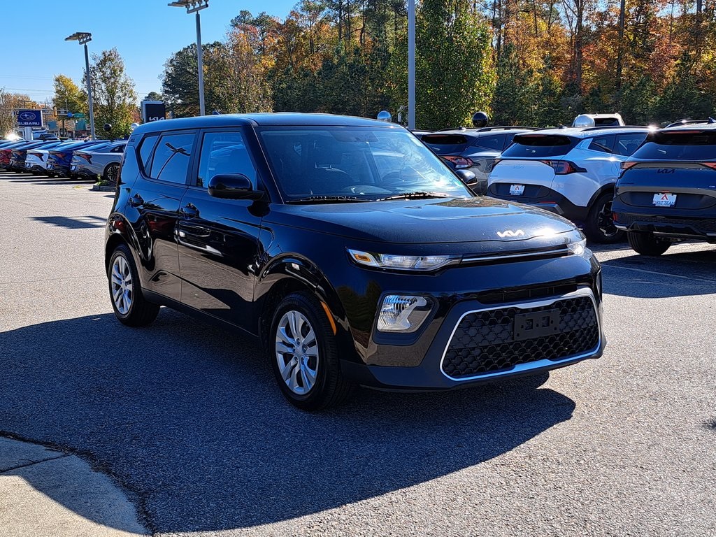 2022 Kia Soul LX photo 4